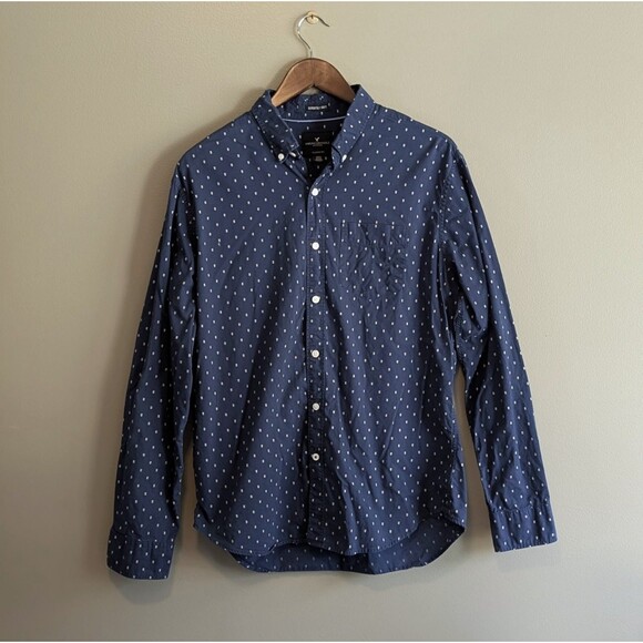 American Eagle Size Medium Mens Shirt Blue Button Down AE Seriously Soft Classic - Picture 1 of 5